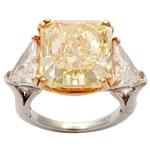 Spectacular Fancy Yellow Diamond Ring